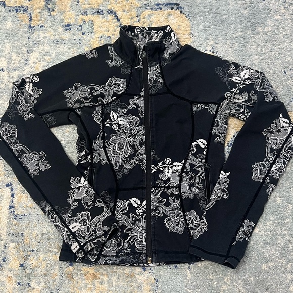 lululemon athletica Tops - lululemon athletica Black and White Floral full zip jacket